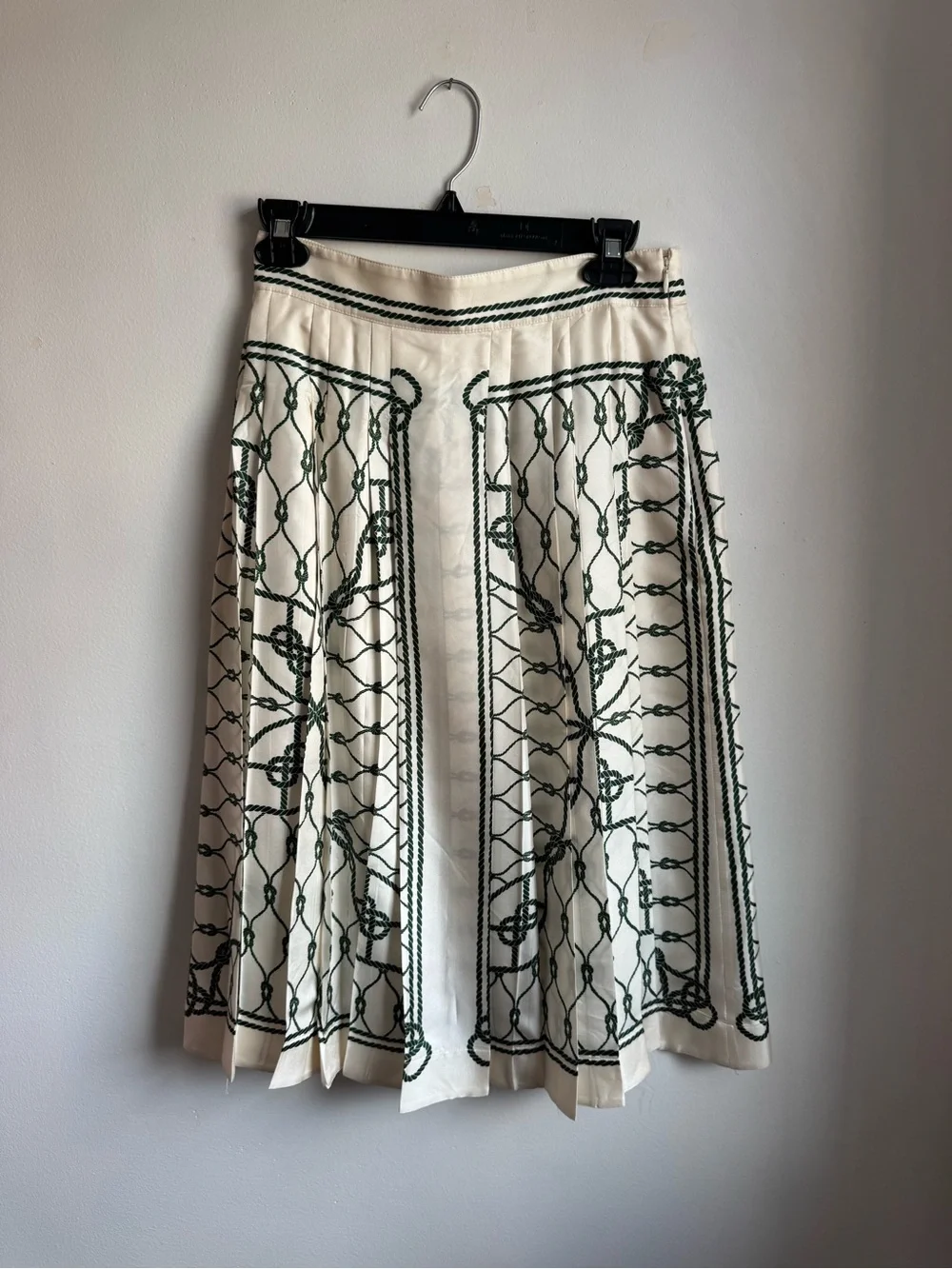Tory Burch length 29